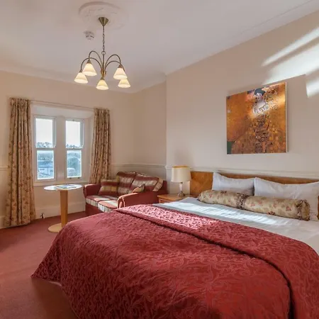 Lutwidge Arms 3* Holmrook